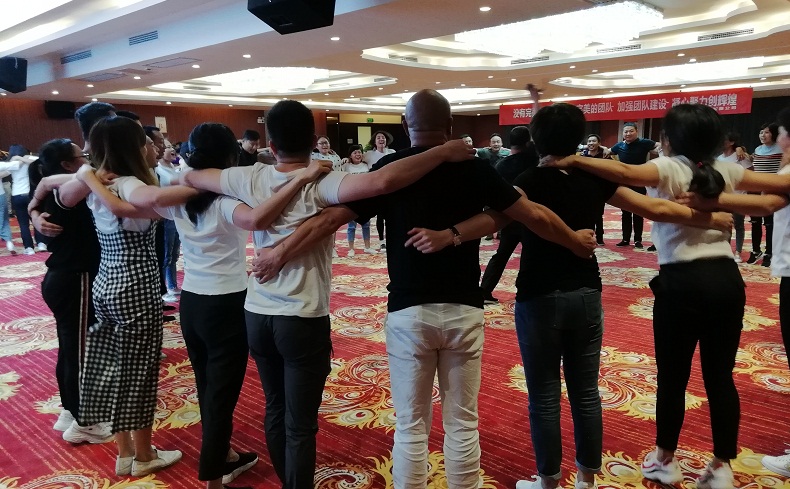 《激勵(lì)、溝通與團(tuán)隊(duì)建設(shè)》培訓(xùn)心得-林之法-王龍